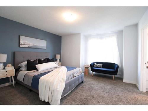 4310 Aspen Road, Coalhurst, AB - Indoor Photo Showing Bedroom