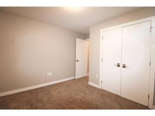 4310 Aspen Road, Coalhurst, AB - Indoor Photo Showing Other Room