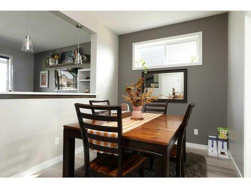 578 Blackwolf Boulevard North, Lethbridge, AB - Indoor Photo Showing Dining Room