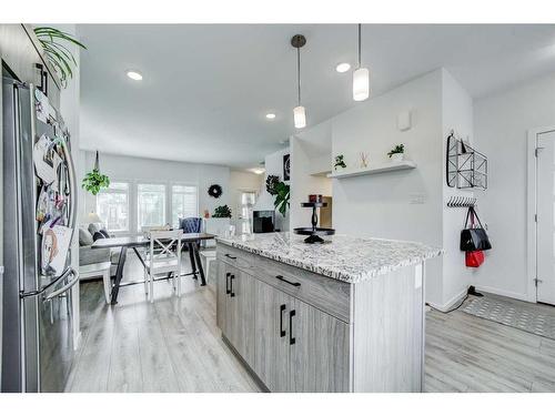 2822 47 Street South, Lethbridge, AB - Indoor Photo Showing Kitchen With Upgraded Kitchen