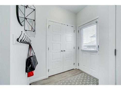 2822 47 Street South, Lethbridge, AB - Indoor Photo Showing Other Room