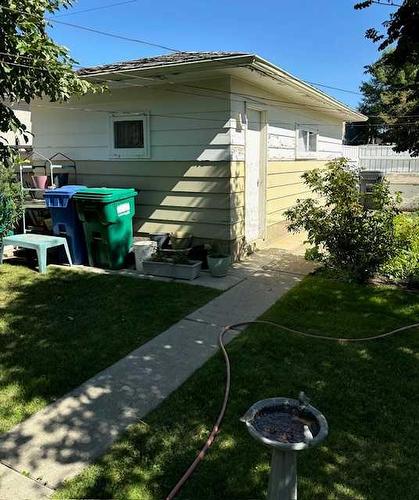 237 20 Street North, Lethbridge, AB - Outdoor