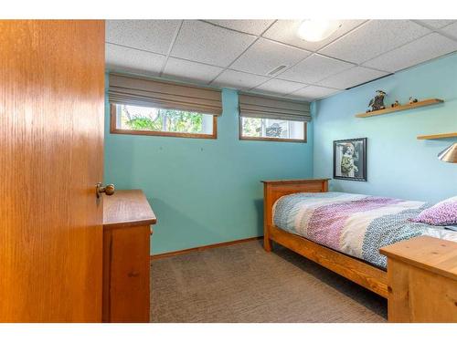 194025 Highway 512, Rural Lethbridge County, AB - Indoor Photo Showing Bedroom