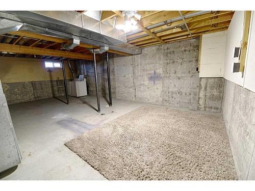 6-55 Lemoyne Crescent West, Lethbridge, AB - Indoor Photo Showing Basement