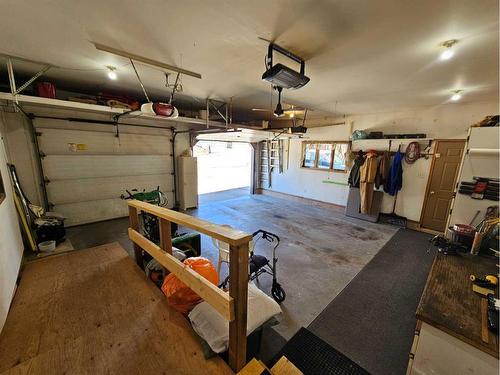 301 Centre Avenue, Milk River, AB - Indoor Photo Showing Garage