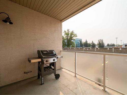 170-2020 32 Street South, Lethbridge, AB - Outdoor With Exterior