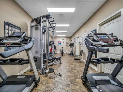 170-2020 32 Street South, Lethbridge, AB - Indoor Photo Showing Gym Room