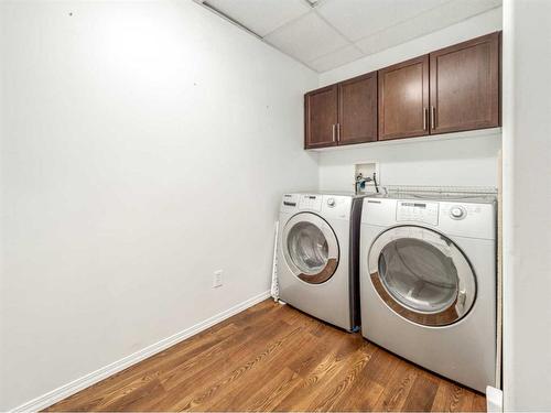 170-2020 32 Street South, Lethbridge, AB - Indoor Photo Showing Laundry Room