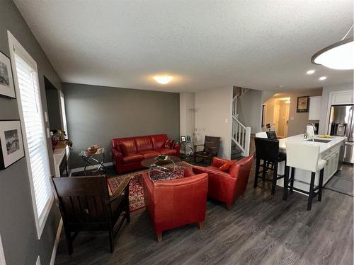 #4-404 Couleecreek Boulevard South, Lethbridge, AB - Indoor