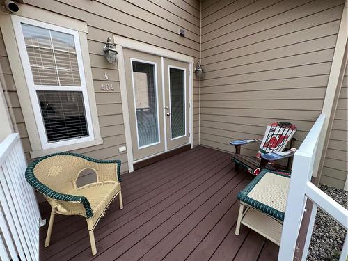 #4-404 Couleecreek Boulevard South, Lethbridge, AB - Outdoor With Deck Patio Veranda With Exterior