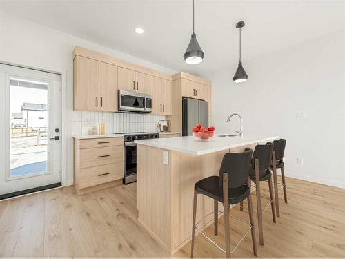 80 Blackwolf Lane North, Lethbridge, AB - Indoor Photo Showing Kitchen With Upgraded Kitchen