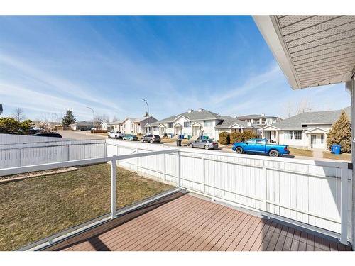 2 Assiniboia Road West, Lethbridge, AB - Outdoor