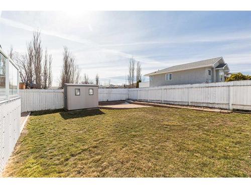 2 Assiniboia Road West, Lethbridge, AB - Outdoor