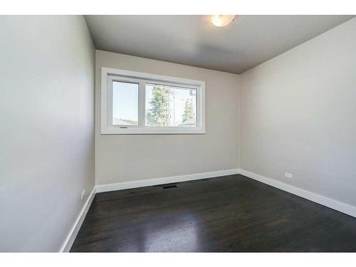 1813 112 Street, Blairmore, AB - Indoor Photo Showing Other Room