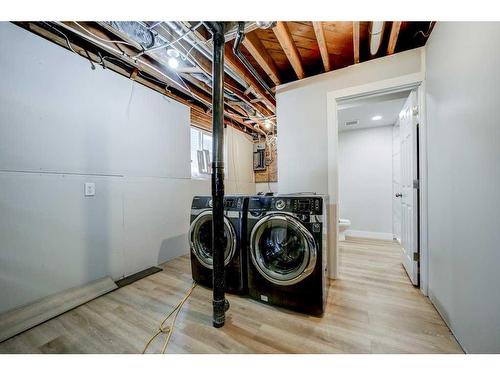 1813 112 Street, Blairmore, AB - Indoor Photo Showing Laundry Room