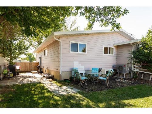 257 Columbia Boulevard West, Lethbridge, AB - Outdoor With Exterior