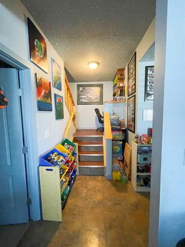 131 And 135 2 Avenue South, Champion, AB - Indoor Photo Showing Other Room