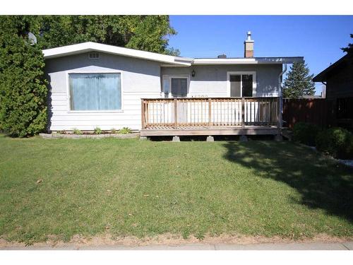 4909 56 Ave., Taber, AB - Outdoor With Deck Patio Veranda