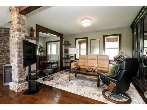 93065 Range Rd 164, Rural Taber, M.D. Of, AB - Indoor Photo Showing Other Room With Fireplace