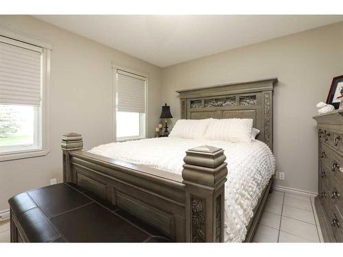 93065 Range Rd 164, Rural Taber, M.D. Of, AB - Indoor Photo Showing Bedroom