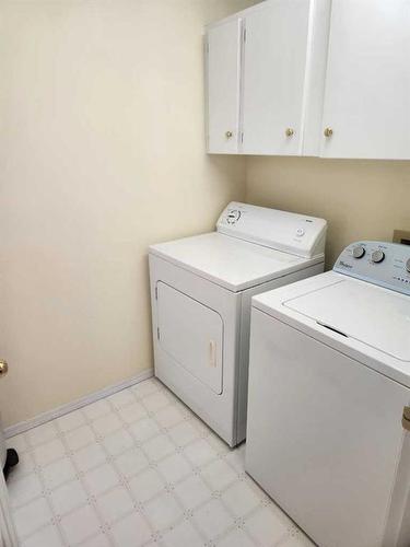 201 Centre Avenue, Milk River, AB - Indoor Photo Showing Laundry Room