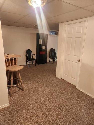 201 Centre Avenue, Milk River, AB - Indoor Photo Showing Other Room