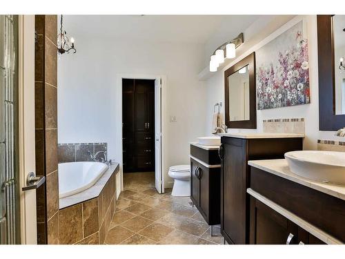 603 Canyonview Landing West, Lethbridge, AB - Indoor Photo Showing Bathroom