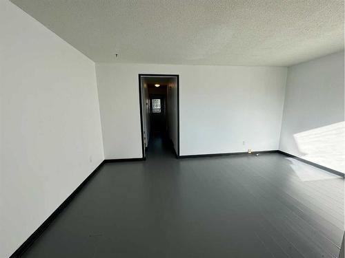 3521 Forestry Avenue South, Lethbridge, AB - Indoor Photo Showing Other Room