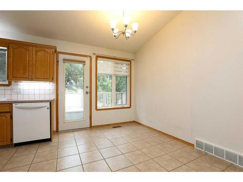 5407 52 Street, Taber, AB - Indoor Photo Showing Other Room