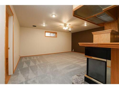 5407 52 Street, Taber, AB - Indoor