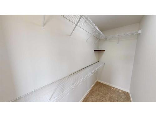 401 Devonia Way West, Lethbridge, AB - Indoor With Storage