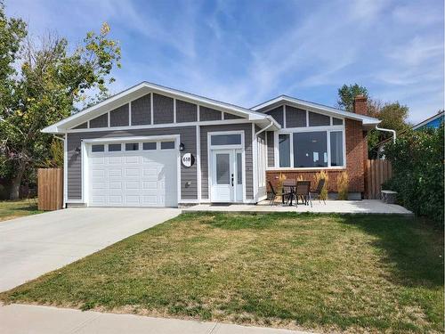 618 7 Street North, Vauxhall, AB - Outdoor