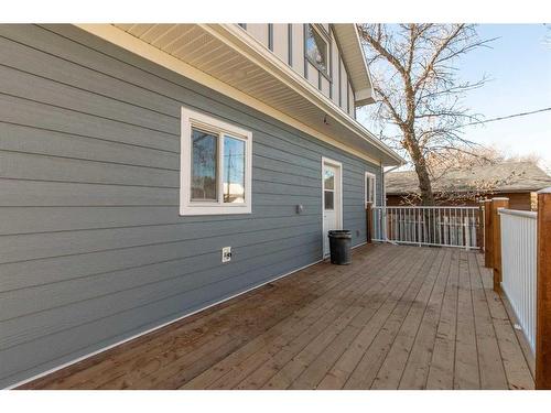 232 3 Avenue E, Bow Island, AB - Outdoor With Deck Patio Veranda With Exterior