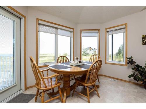 103038 Rge Rd 165, Rural Taber, M.D. Of, AB - Indoor Photo Showing Dining Room