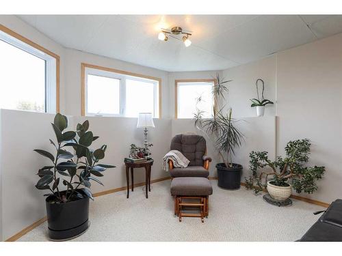 103038 Rge Rd 165, Rural Taber, M.D. Of, AB - Indoor Photo Showing Other Room