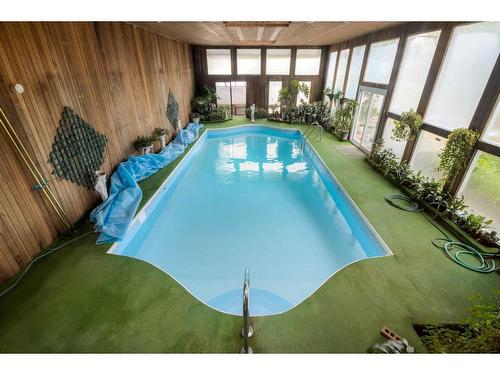 2808 South Parkside Drive South, Lethbridge, AB - Indoor Photo Showing Other Room With In Ground Pool