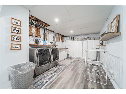 1232 12 Avenue South, Lethbridge, AB - Indoor Photo Showing Laundry Room