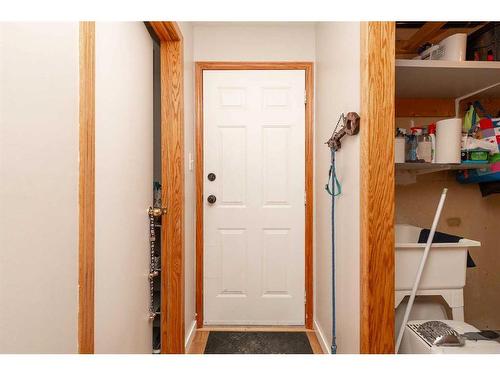 112 Mt Blakiston Road West, Lethbridge, AB - Indoor Photo Showing Other Room