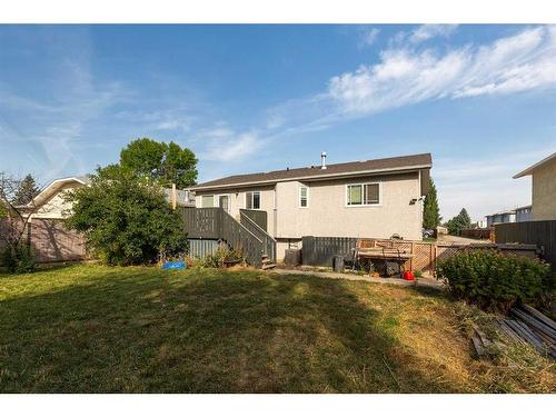 112 Mt Blakiston Road West, Lethbridge, AB - Outdoor