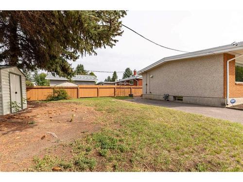 2109 26 Street South, Lethbridge, AB - Outdoor