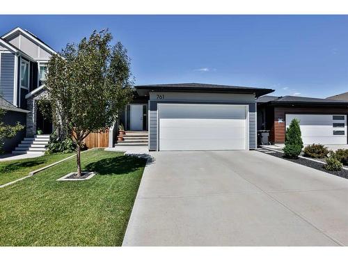 761 Atlantic Cove West, Lethbridge, AB - Outdoor