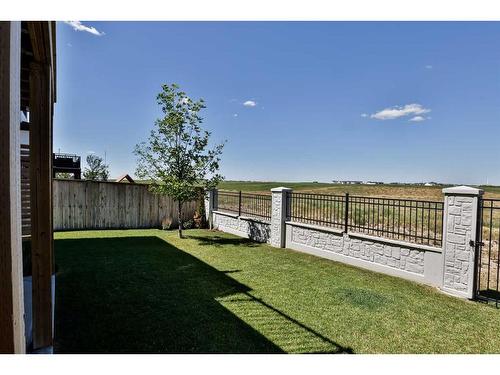 761 Atlantic Cove West, Lethbridge, AB - Outdoor