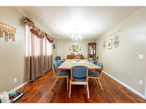 2007 15 Street, Coaldale, AB - Indoor Photo Showing Dining Room