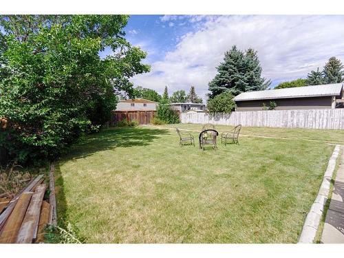 2414 14 Street North, Lethbridge, AB - Outdoor