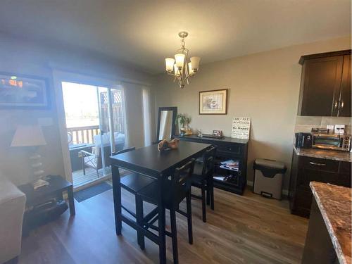 797 Silkstone Close West, Lethbridge, AB - Indoor Photo Showing Dining Room