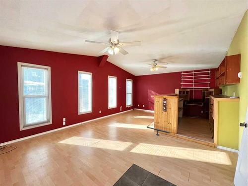 1829 7 Avenue North, Lethbridge, AB - Indoor Photo Showing Other Room