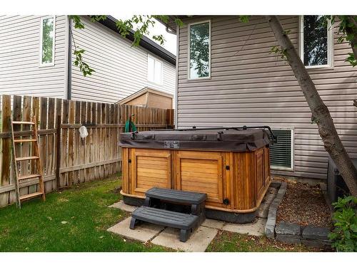 254 Firelight Crescent West, Lethbridge, AB - Outdoor With Exterior