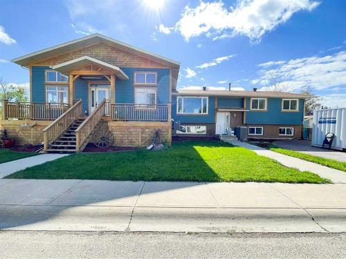 4330 4Th Avenue South, Lethbridge, AB - Outdoor With Facade