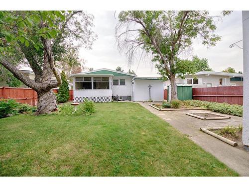 1038 Great Lakes Road South, Lethbridge, AB - Outdoor