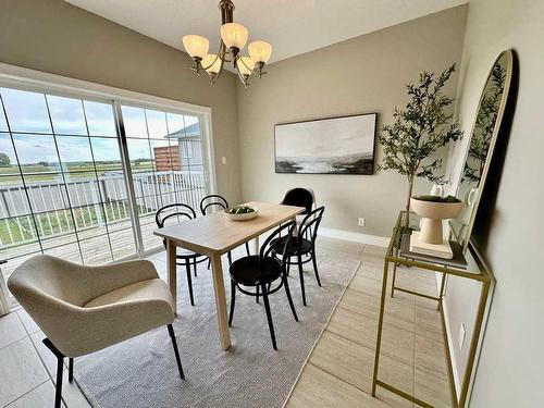 4717 7 Street, Coalhurst, AB - Indoor Photo Showing Dining Room